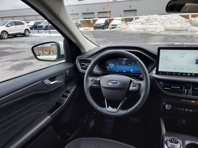 Used 2023 Ford Escape Active w/ Tech Pack #2 image 8