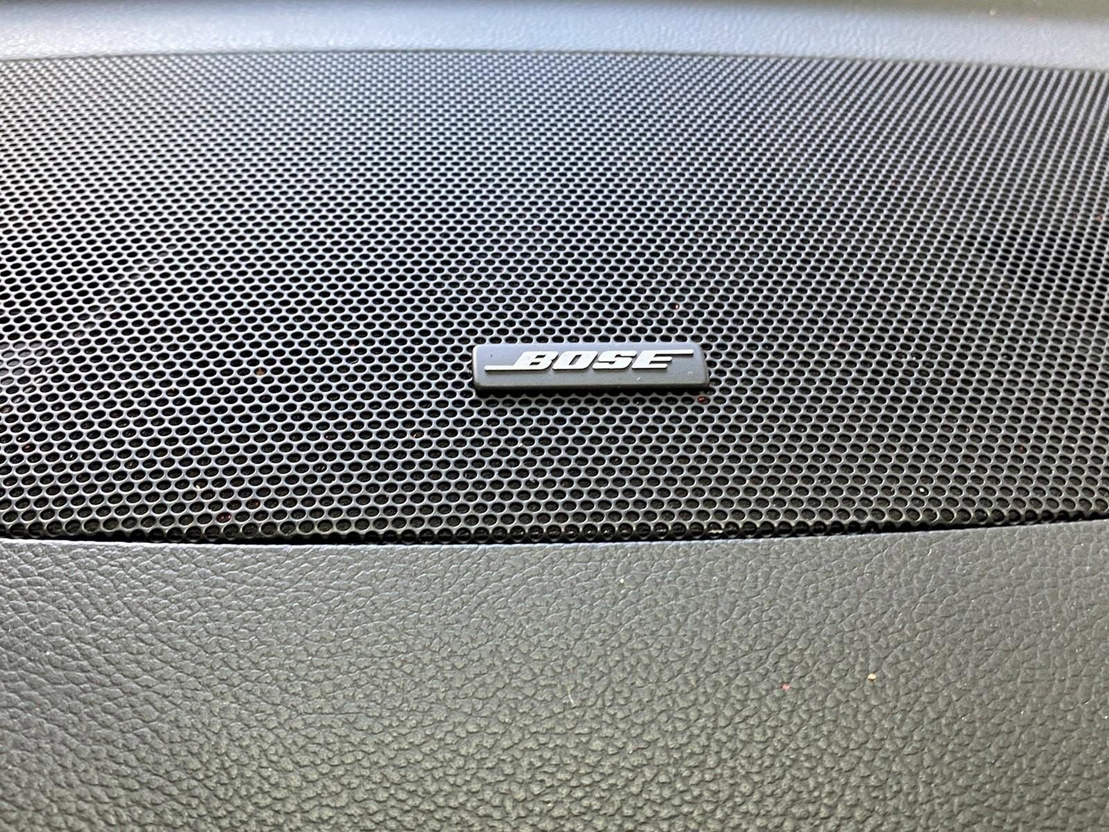 Used 2018 INFINITI Q70 Luxe w/ Cargo Package image 26