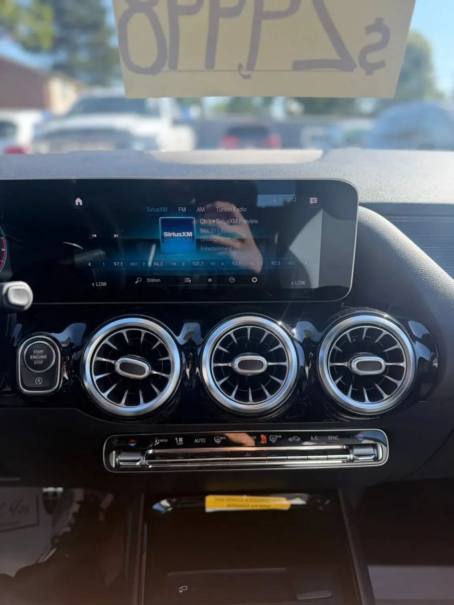 Used 2021 Mercedes-Benz GLA 35 AMG 4MATIC image 15