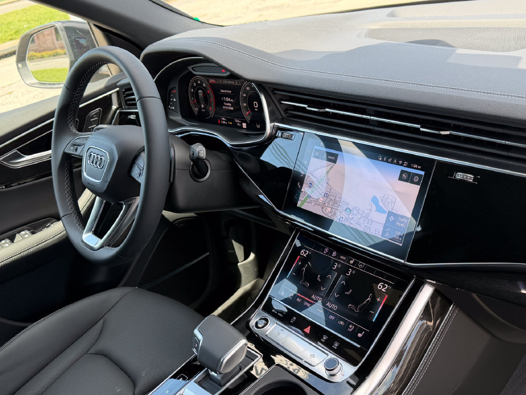 New 2026 Audi Q8 Premium Plus AWD/4WD image 7