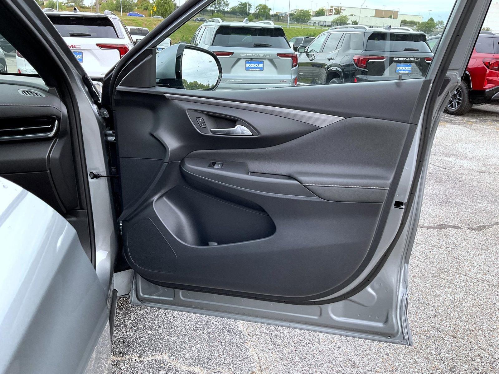 New 2026 Buick Envista Avenir image 16