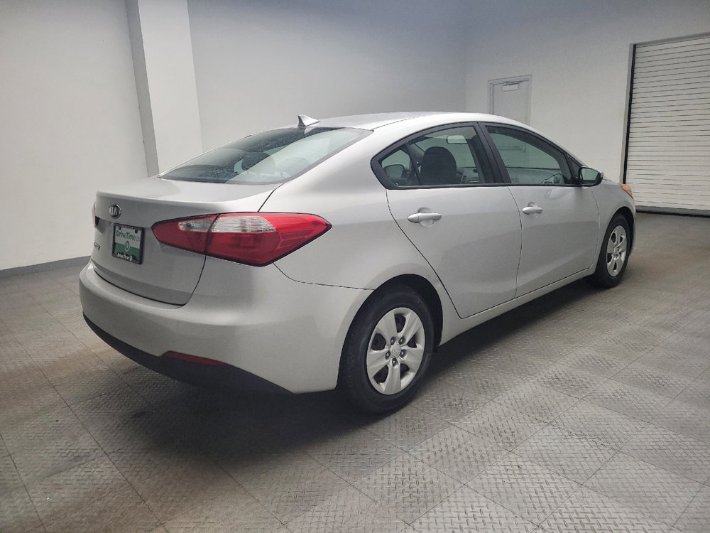 Used 2016 Kia Forte LX image 10