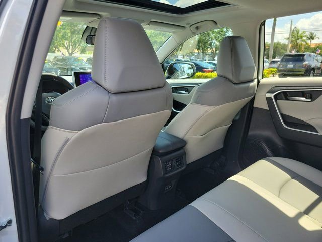 Certified 2025 Toyota RAV4 XLE Premium AWD/4WD image 9