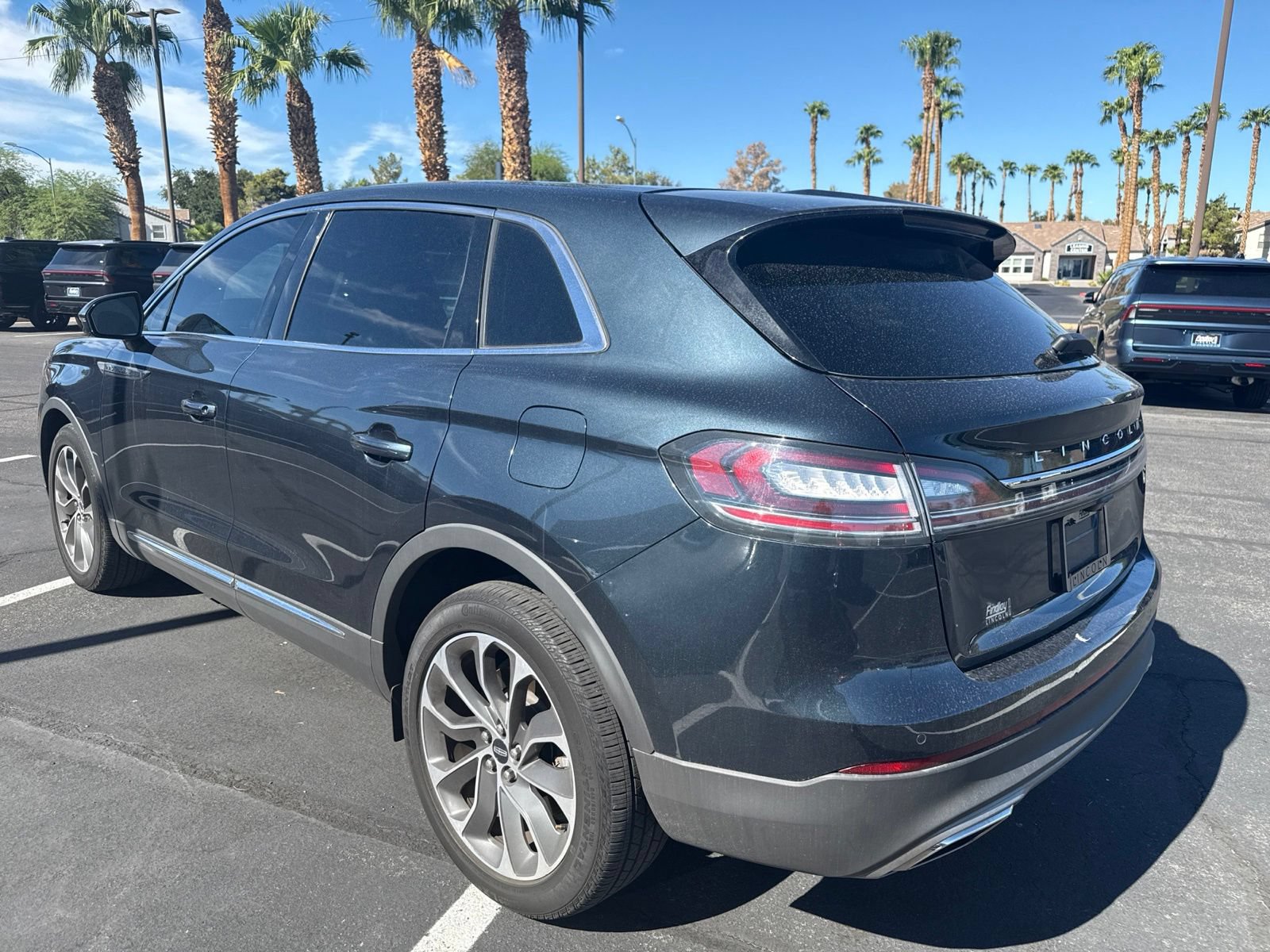 Used 2023 Lincoln Nautilus Reserve w/ Luxury Package AWD/4WD image 7