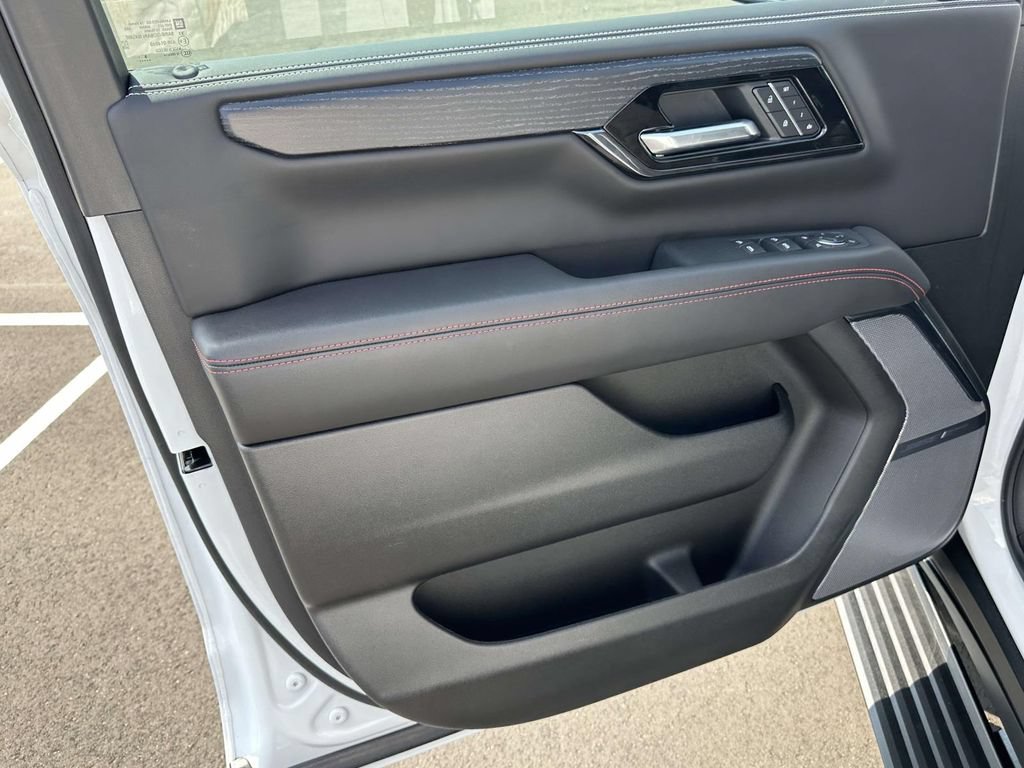 Used 2026 GMC Yukon XL AT4 Ultimate AWD/4WD image 18