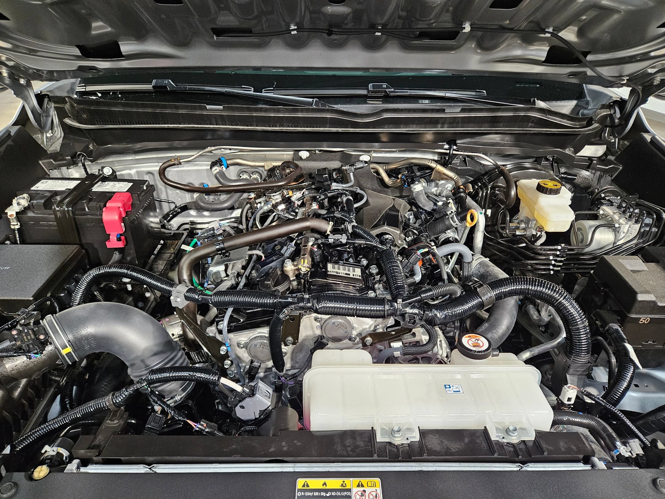 Certified 2025 Toyota Tacoma SR5 AWD/4WD image 19