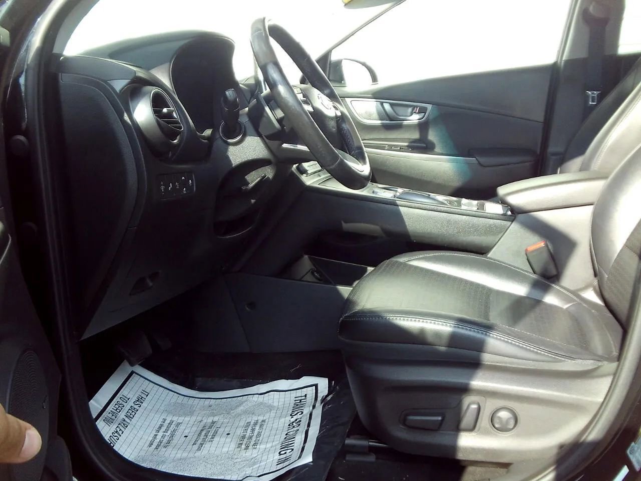 Used 2021 Hyundai Kona Ultimate FWD image 11