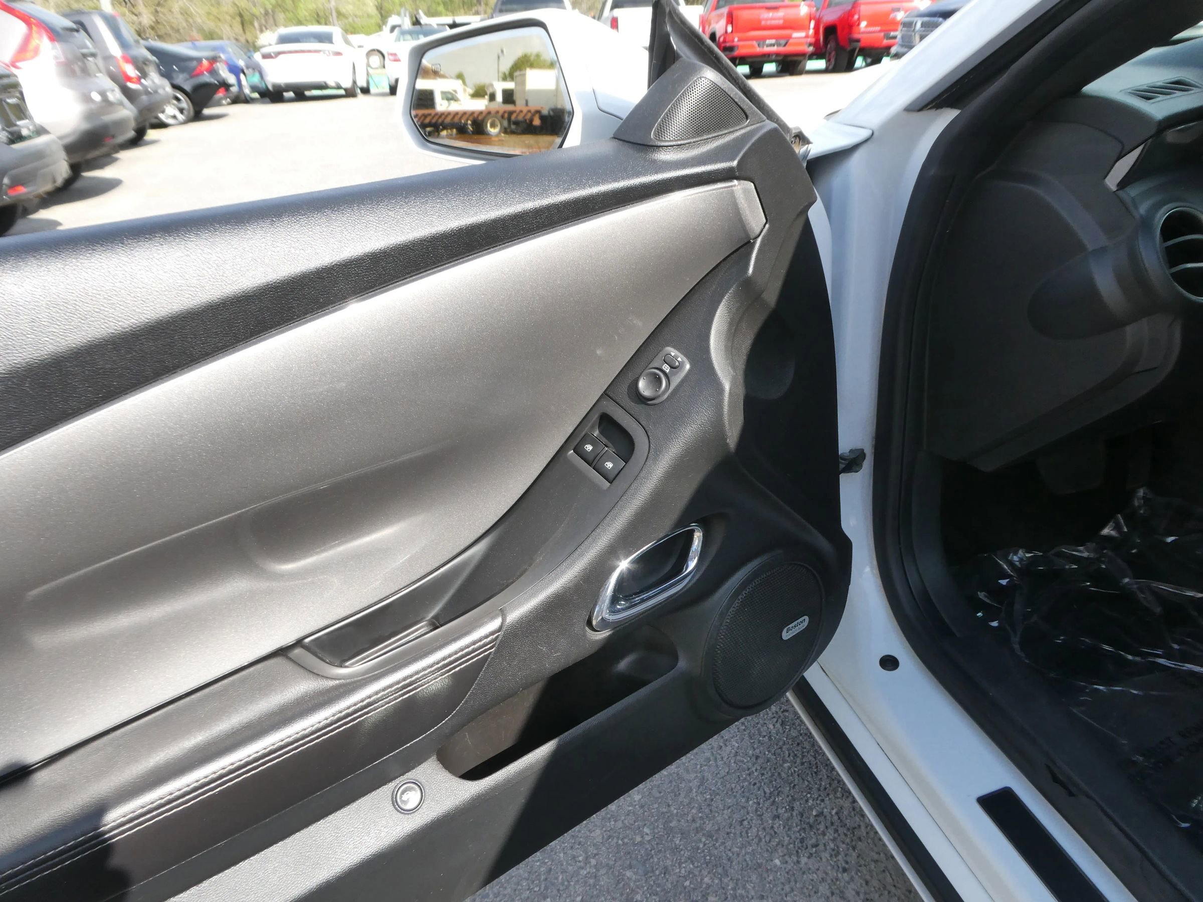 Used 2010 Chevrolet Camaro LT w/ RS Package RWD image 16