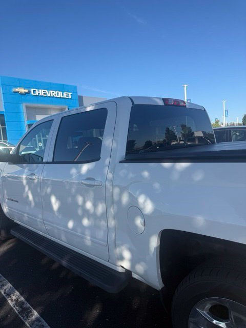 Used 2018 Chevrolet Silverado 1500 LT w/ LT Eassist Package AWD/4WD image 9