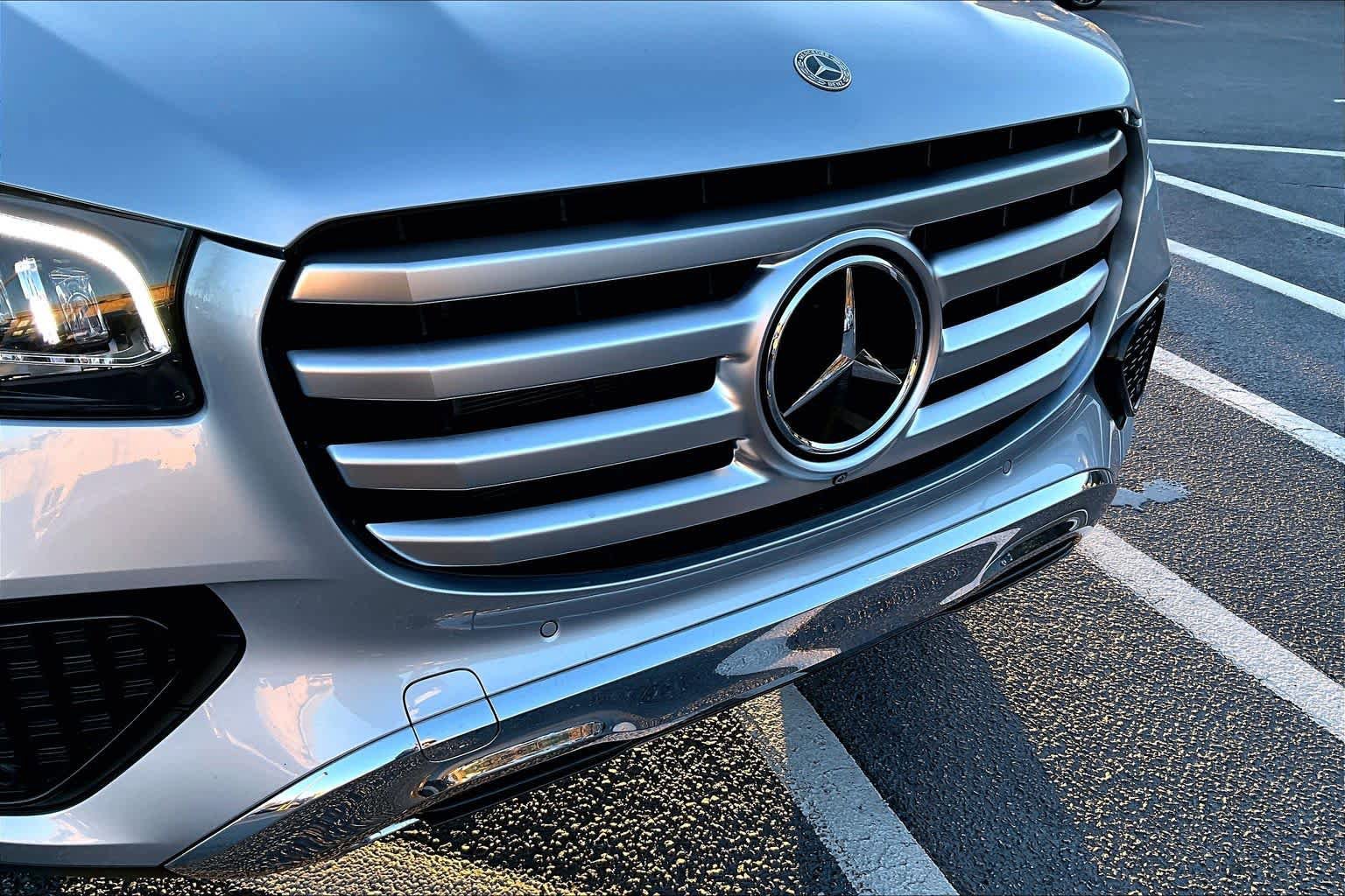 Used 2024 Mercedes-Benz GLS 450 4MATIC image 30