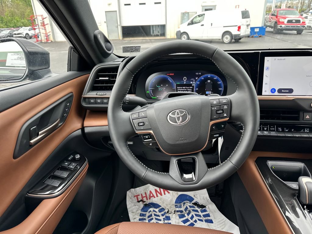New 2026 Toyota Crown Signia AWD/4WD image 18