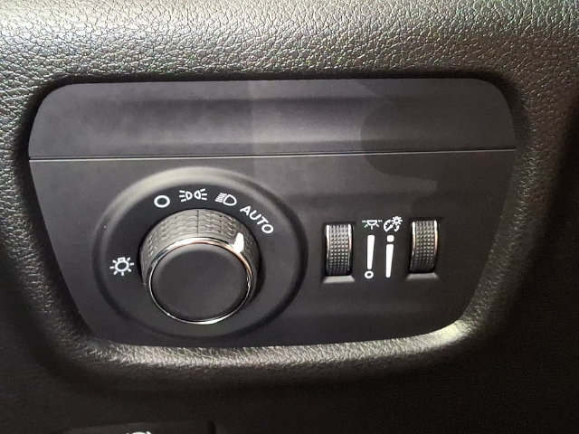 New 2026 Jeep Grand Cherokee Altitude AWD/4WD image 20