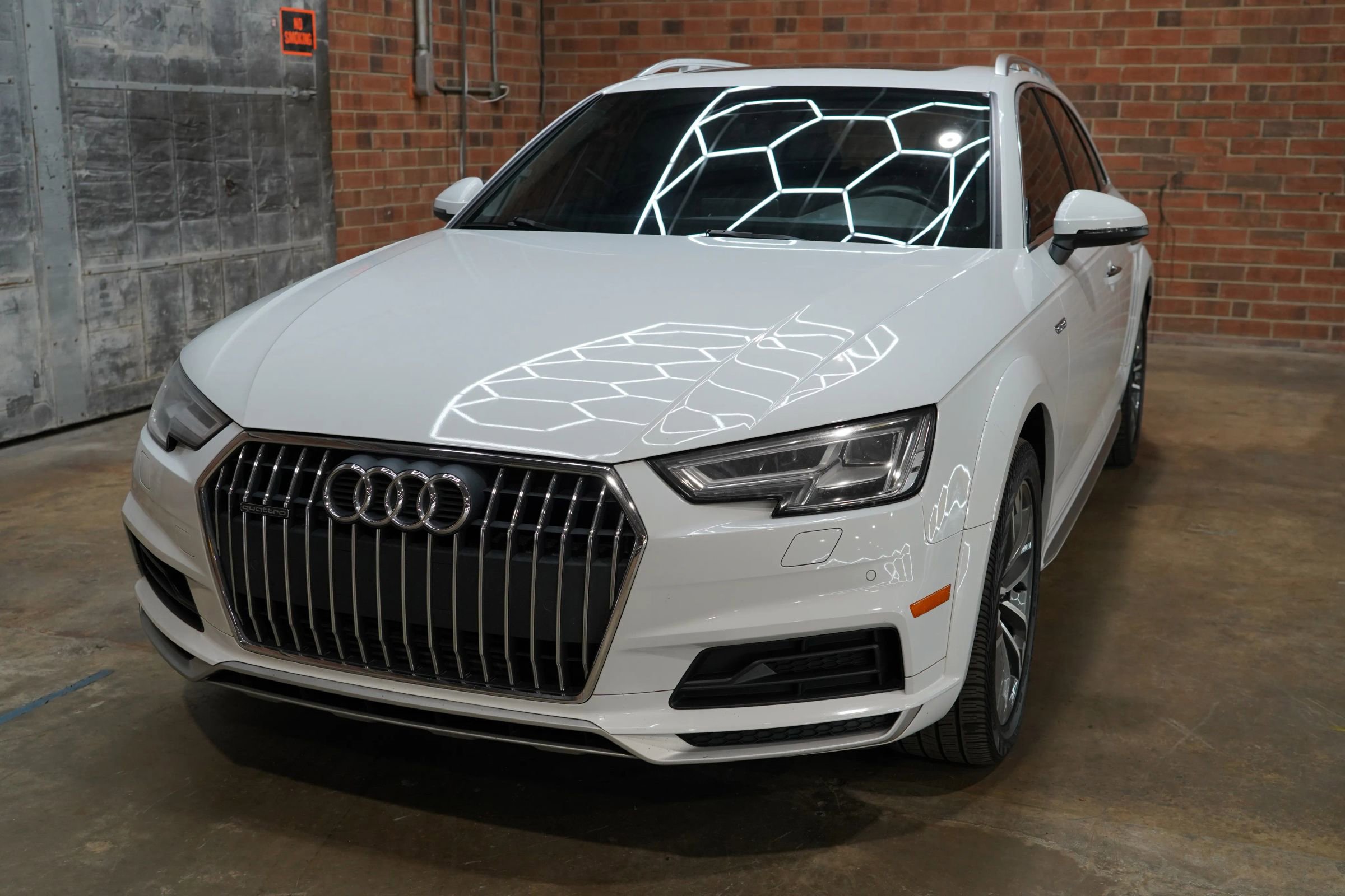 Used 2018 Audi A4 2.0T allroad Premium Plus image 6