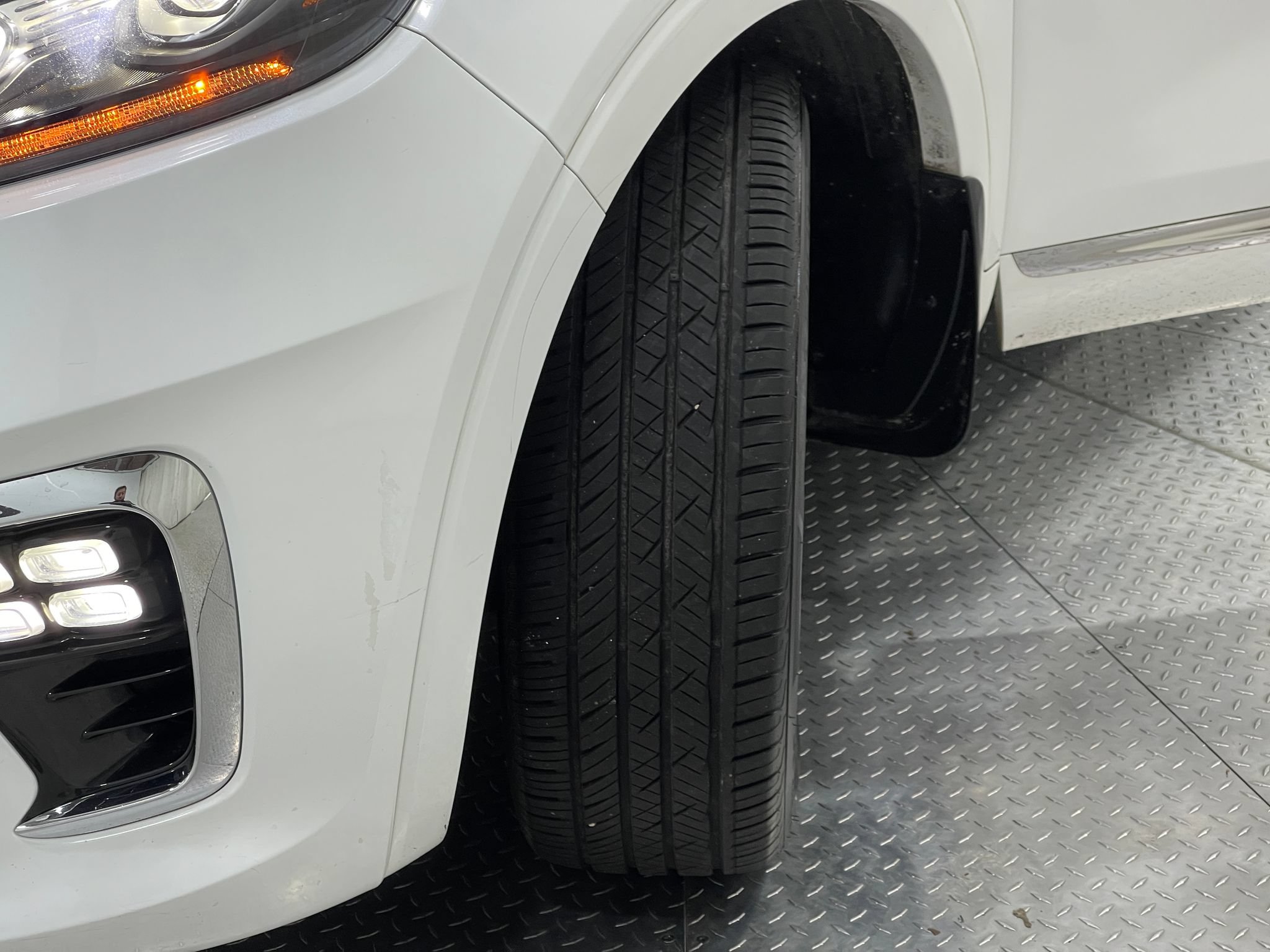 Used 2019 Kia Sorento SX FWD image 38