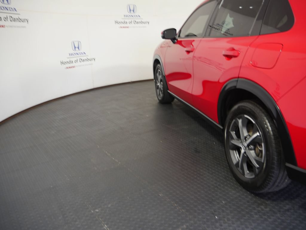 Used 2024 Honda HR-V EX-L image 11