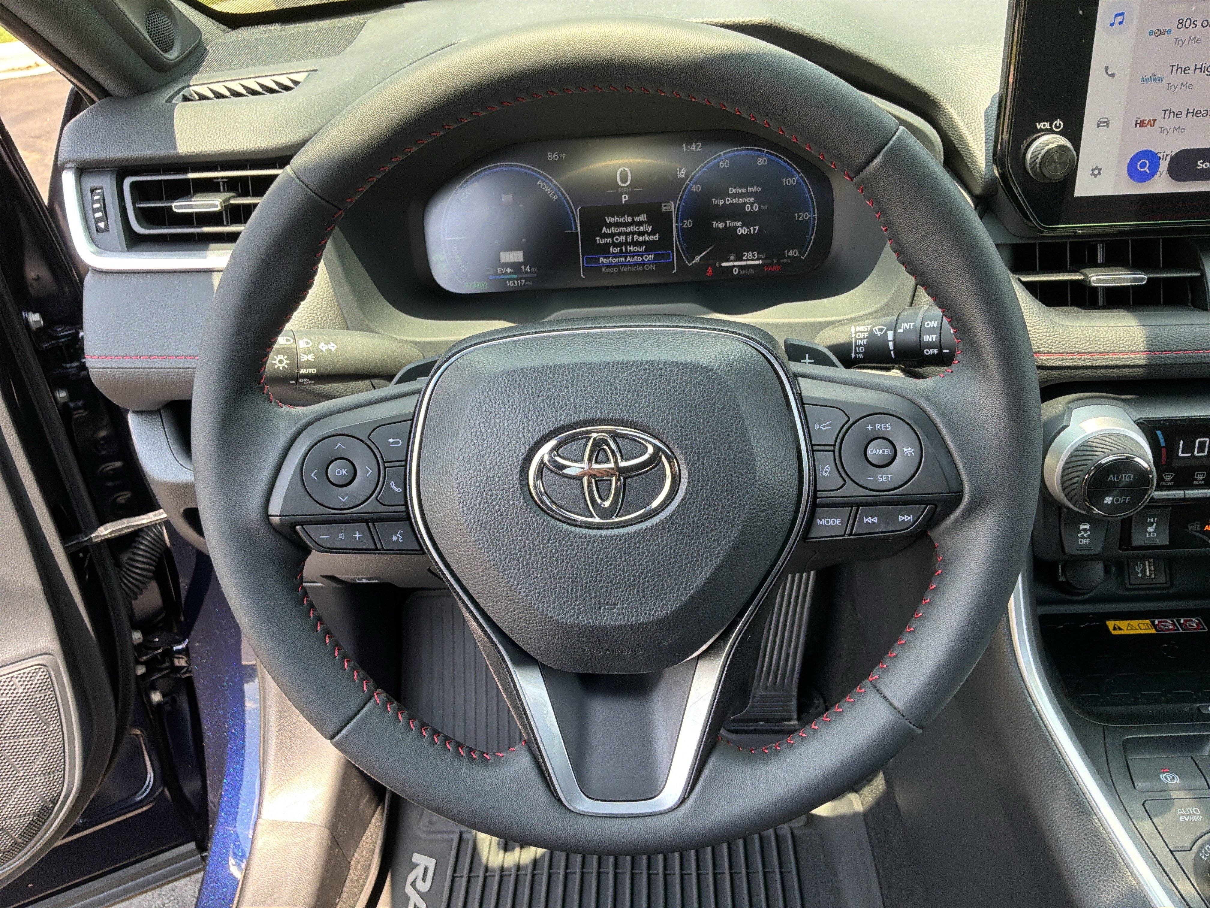 Used 2024 Toyota RAV4 XSE AWD/4WD image 18