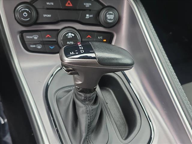 Used 2019 Dodge Challenger SXT RWD image 15