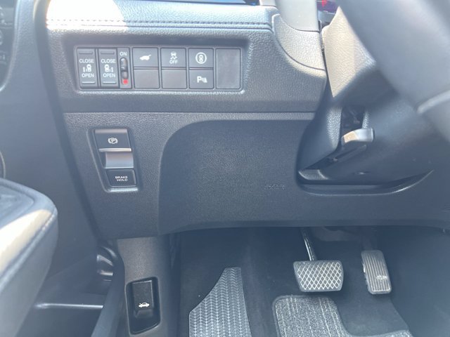 Used 2024 Honda Odyssey Touring image 18
