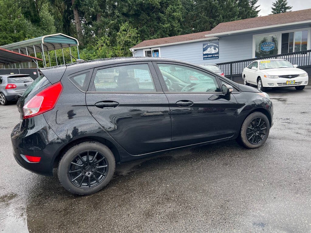 Used 2014 Ford Fiesta SE FWD image 15
