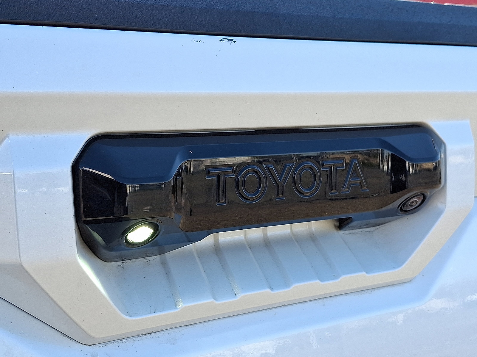 Used 2024 Toyota Tundra Limited image 29