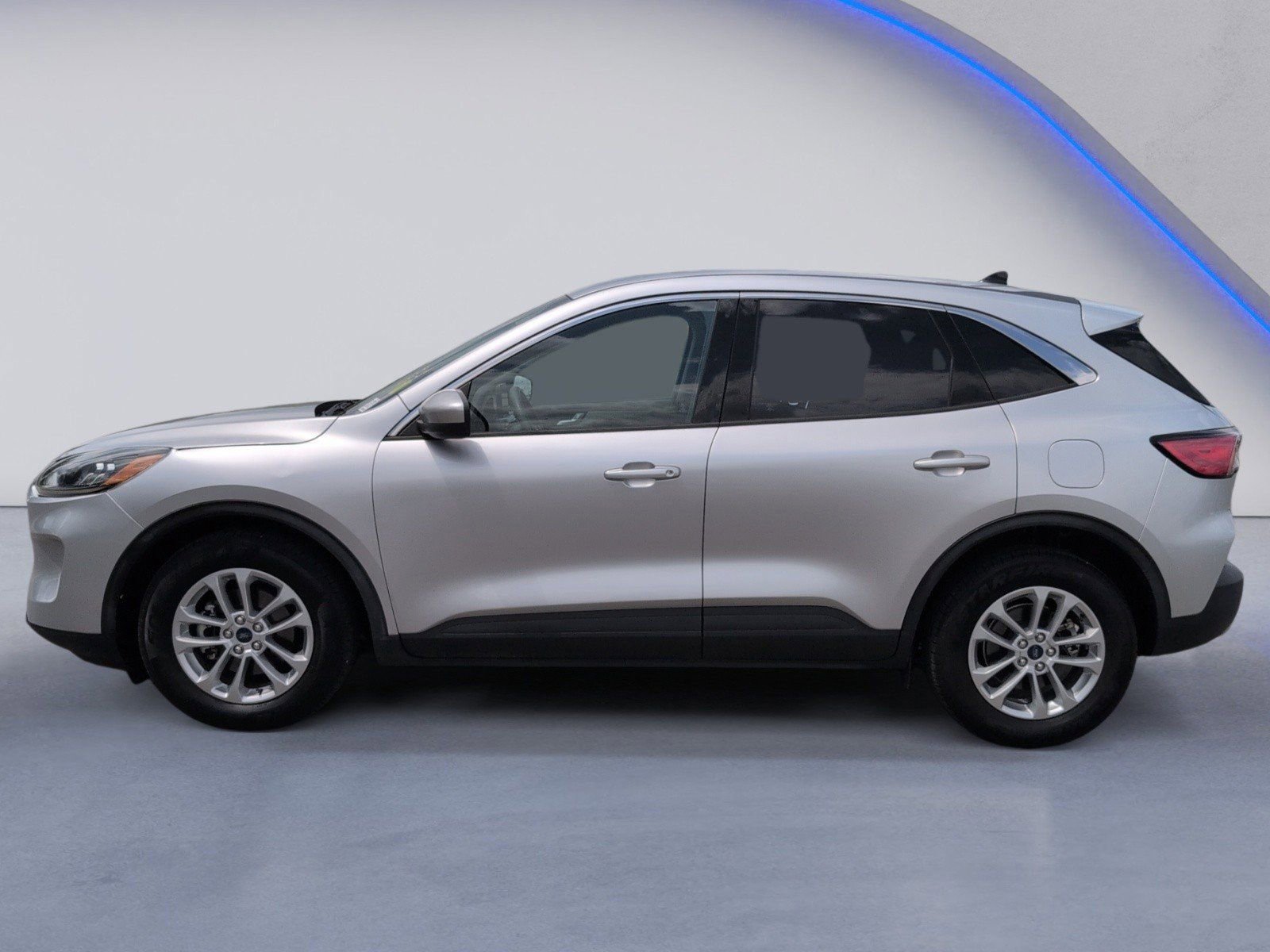 Used 2020 Ford Escape SE FWD image 5