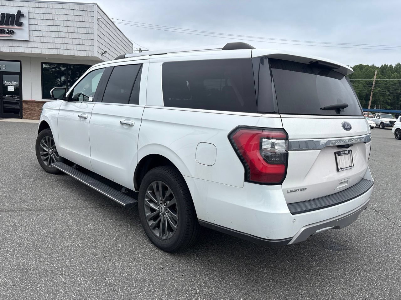 Used 2021 Ford Expedition Max Limited AWD/4WD image 6