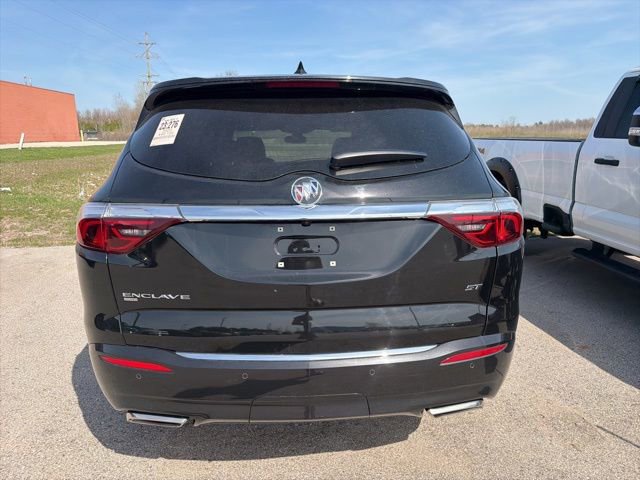 Used 2023 Buick Enclave Essence w/ Experience Buick Package AWD/4WD image 12