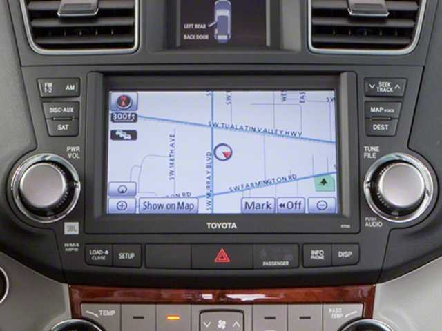 Used 2013 Toyota Highlander Limited AWD/4WD image 7