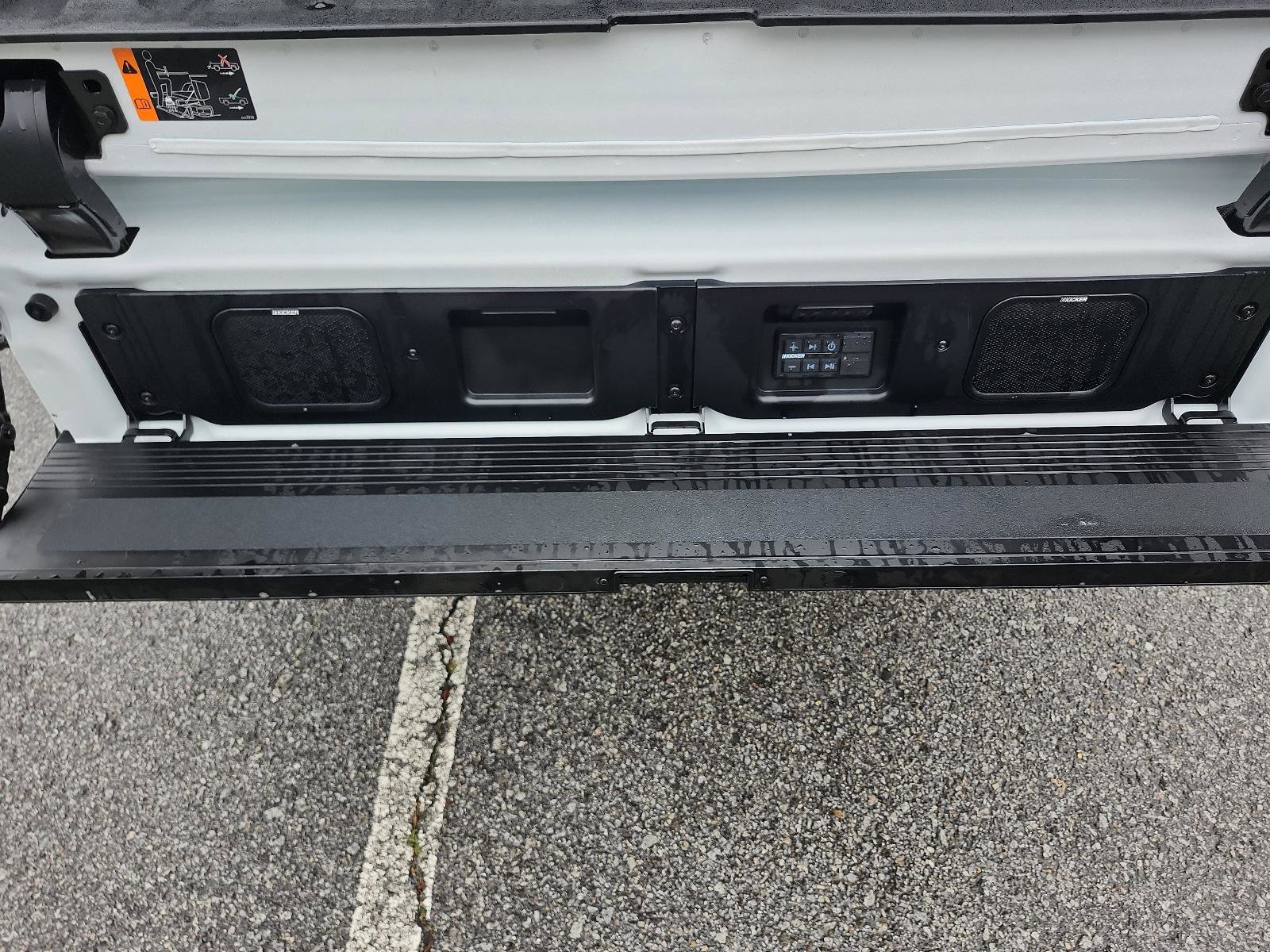 Used 2025 GMC Sierra 2500 Denali Ultimate AWD/4WD image 14
