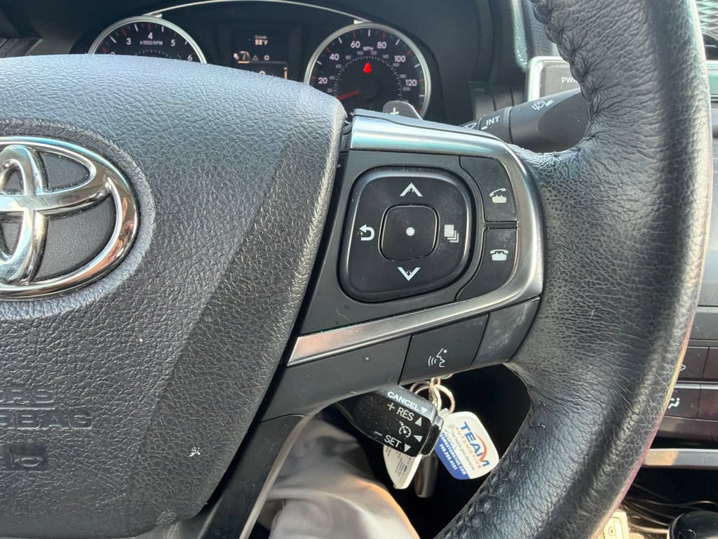 Used 2017 Toyota Camry SE FWD image 18