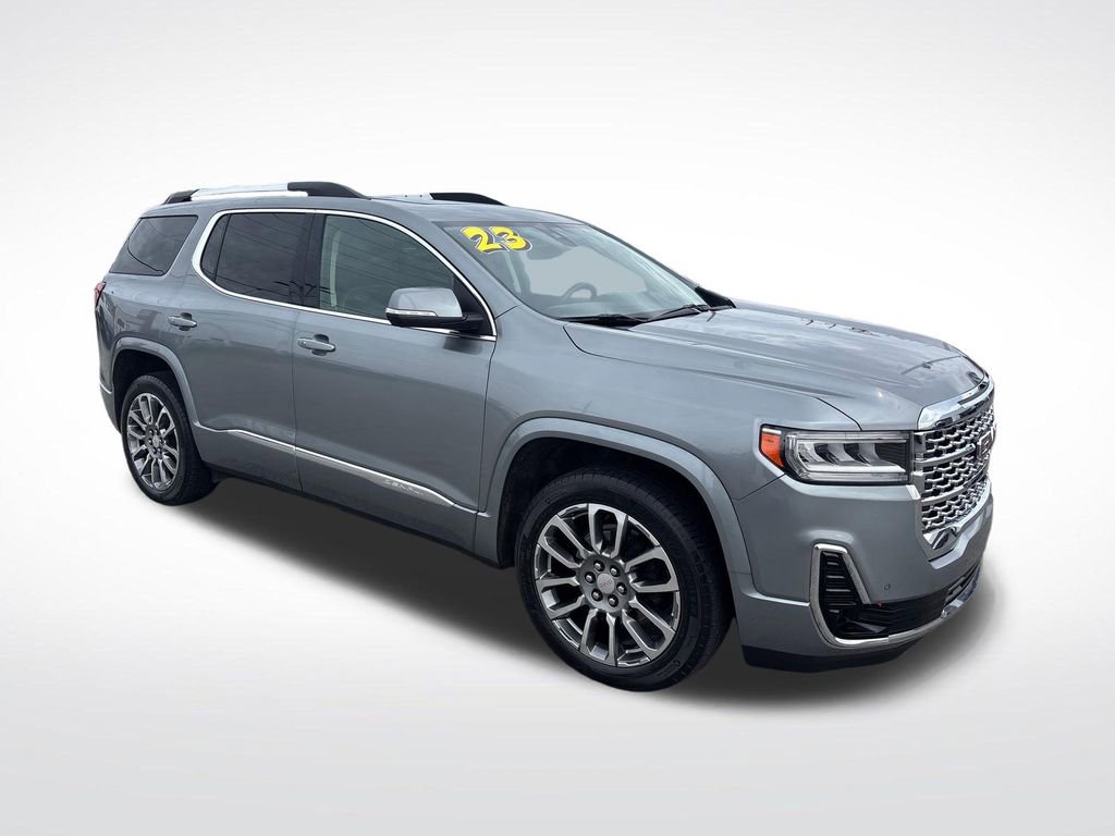 Used 2023 GMC Acadia Denali w/ Denali Ultimate Package AWD/4WD image 11