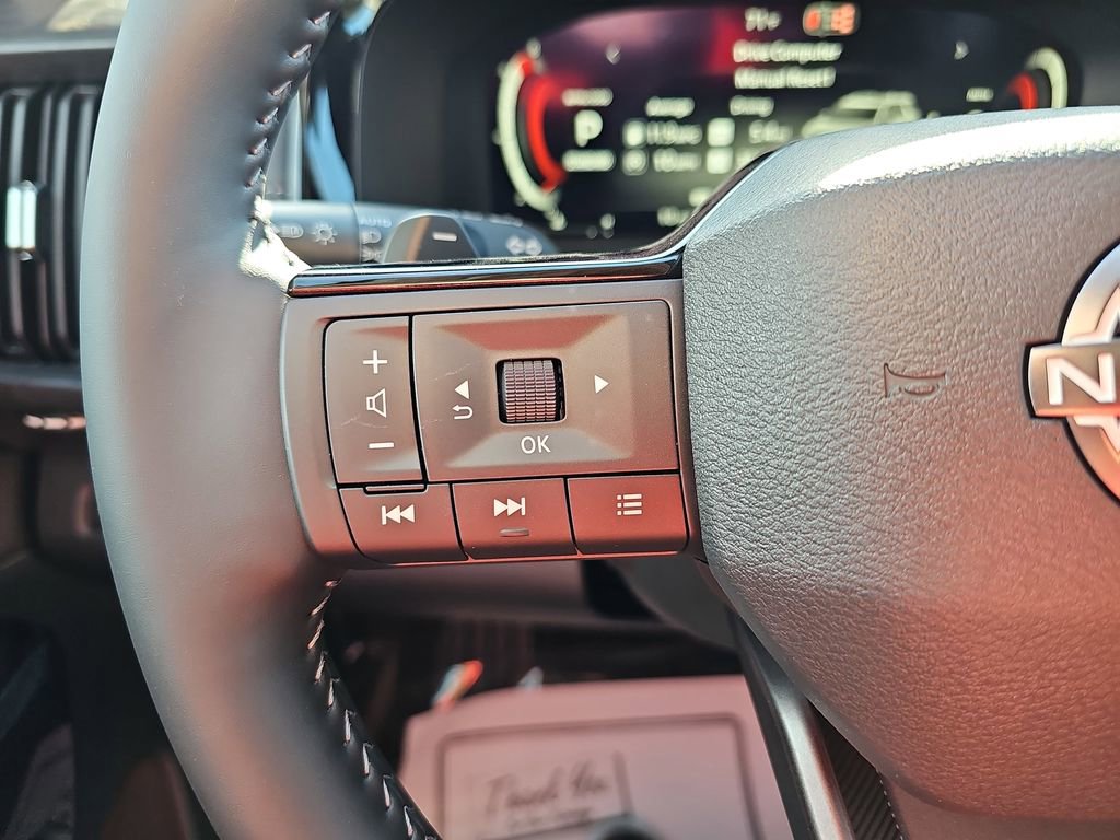 New 2026 Nissan Pathfinder Platinum FWD image 23