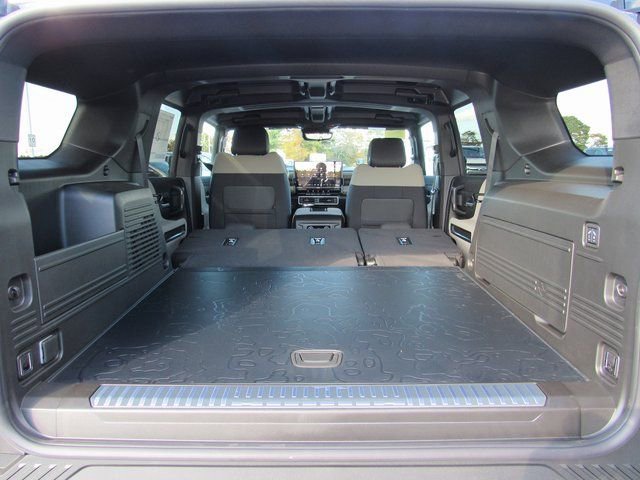 New 2026 GMC Hummer EV SUV image 35