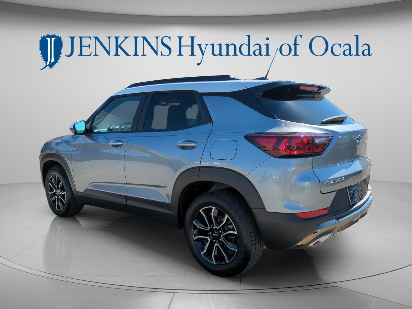 Used 2025 Chevrolet TrailBlazer ACTIV w/ Driver Confidence Package image 5