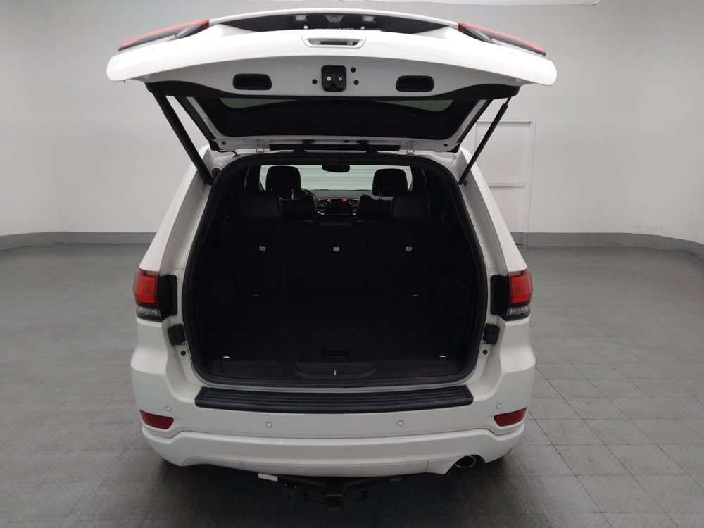 Used 2019 Jeep Grand Cherokee Altitude RWD image 29