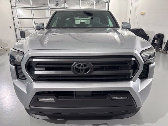 New 2026 Toyota Tacoma SR5 AWD/4WD image 2