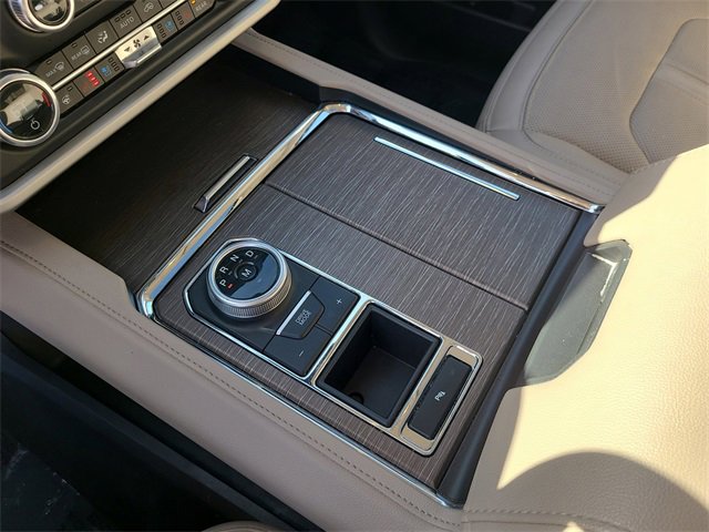 Used 2024 Ford Expedition Max Limited image 38