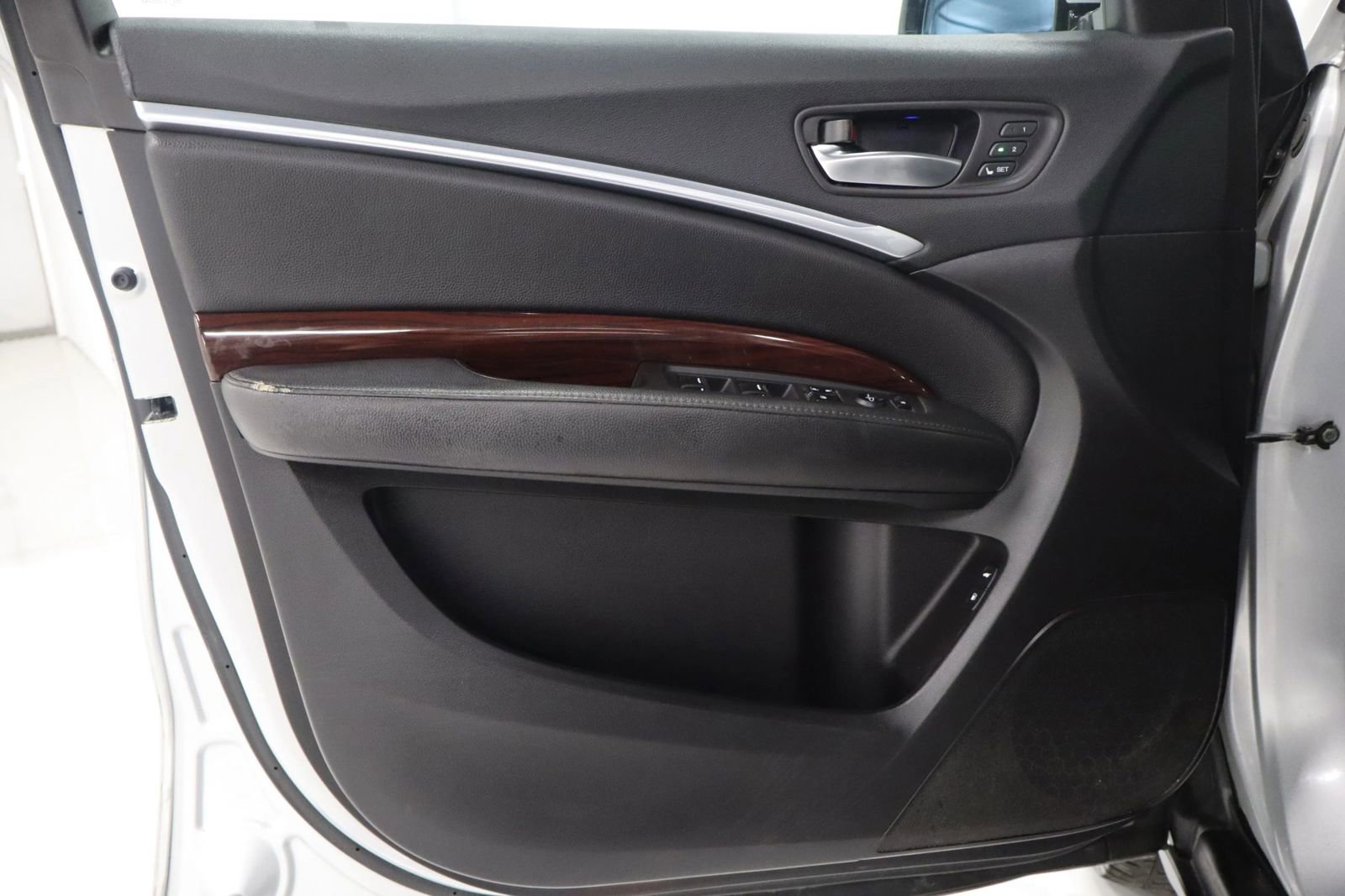 Used 2015 Acura MDX SH-AWD w/ Technology Package image 10