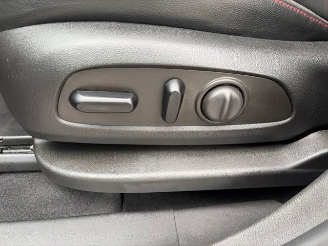 Used 2023 Chevrolet Equinox RS AWD/4WD image 13