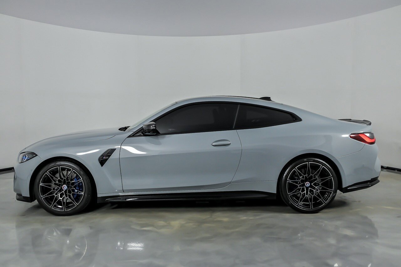 Used 2023 BMW M4 xDrive Competition w/ M Carbon Exterior Package AWD/4WD image 8