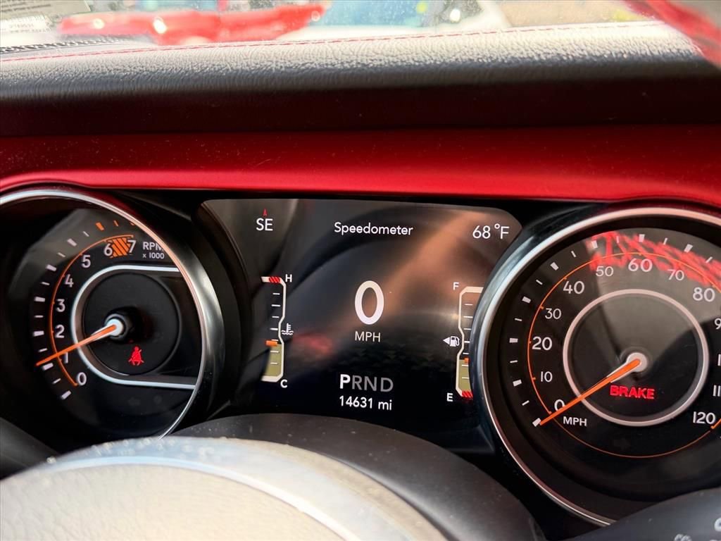 Used 2023 Jeep Wrangler Rubicon w/ Cold Weather Group AWD/4WD image 22