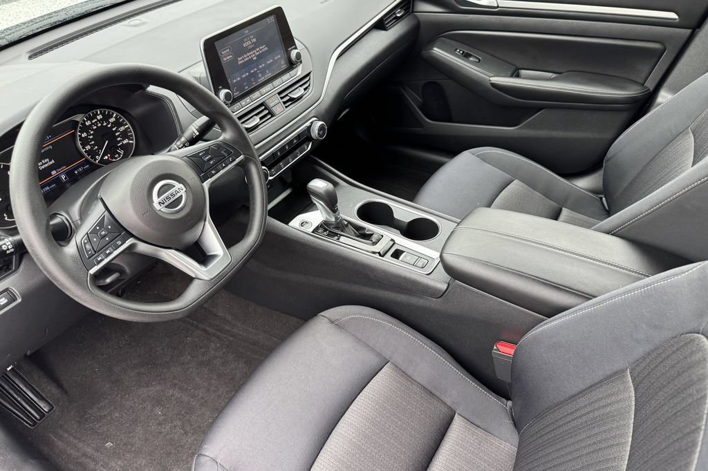 Used 2022 Nissan Altima 2.5 SV AWD/4WD image 10