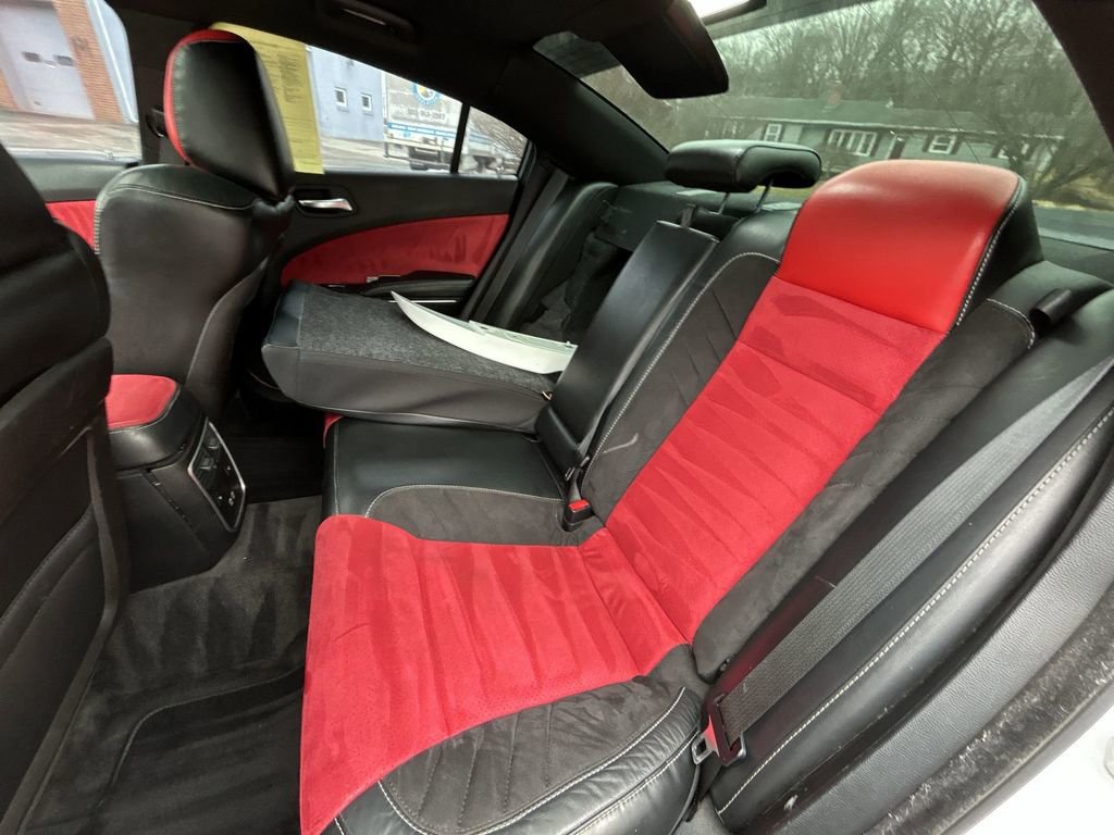 Used 2016 Dodge Charger SRT image 23