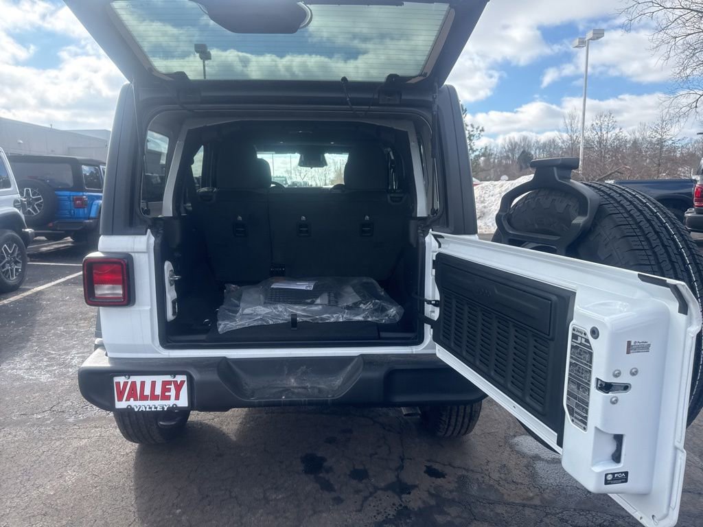 New 2025 Jeep Wrangler Sport S image 31