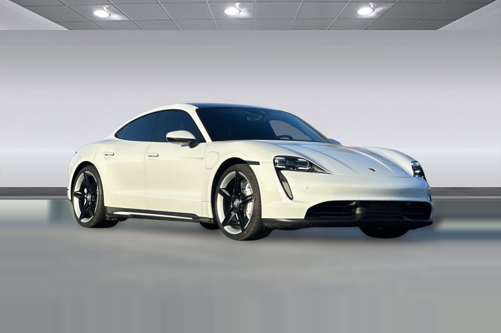 Used 2022 Porsche Taycan 4S image 6