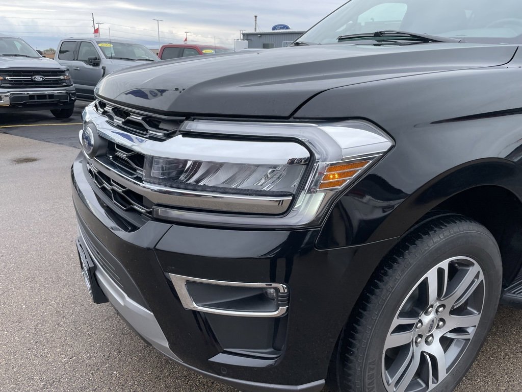 Used 2024 Ford Expedition Max Limited image 39