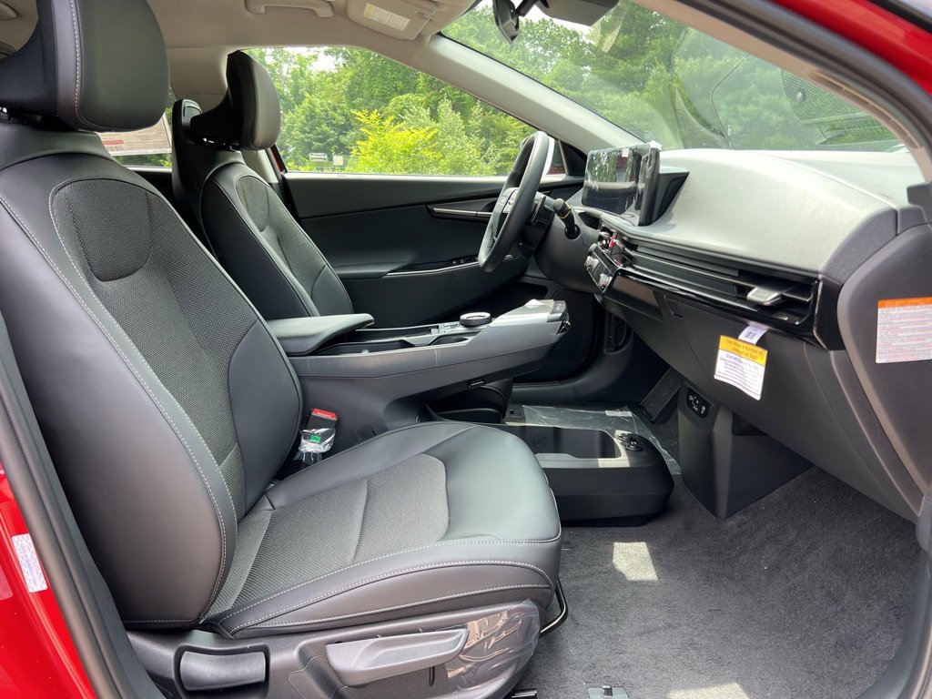 New 2025 Kia EV6 Light w/ Light LR Technology Package image 15