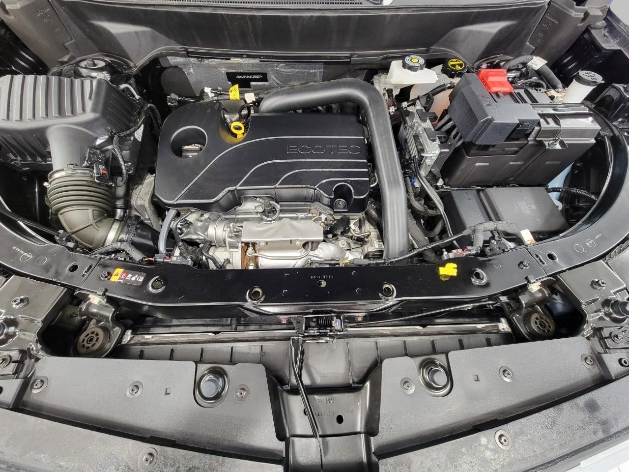 Used 2025 Chevrolet Equinox LT AWD/4WD image 8