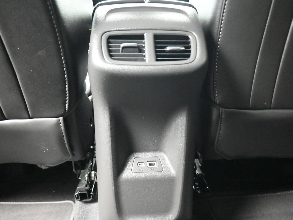 Used 2021 Buick Envision Essence AWD/4WD image 33