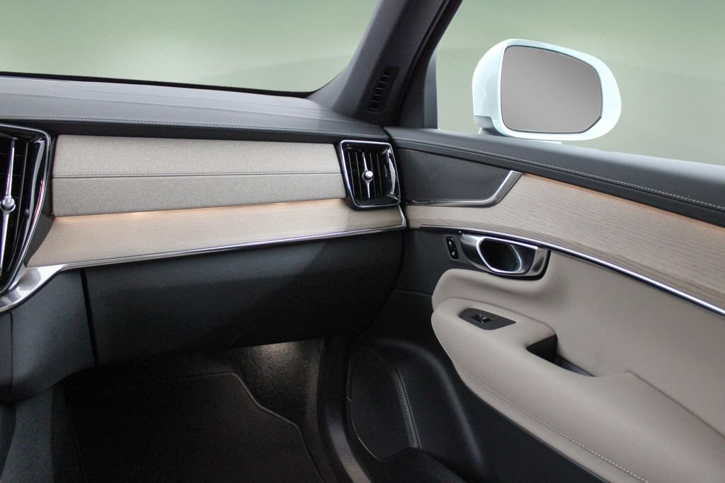 New 2026 Volvo XC90 B5 Core AWD/4WD image 20